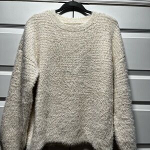 Fashionable Chic Golden snow sweater